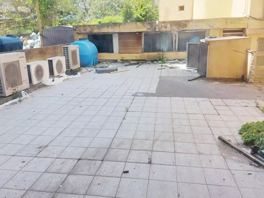 Immagine 9 di Ufficio in vendita  in Piazza Veneto, N. snc a Nuoro