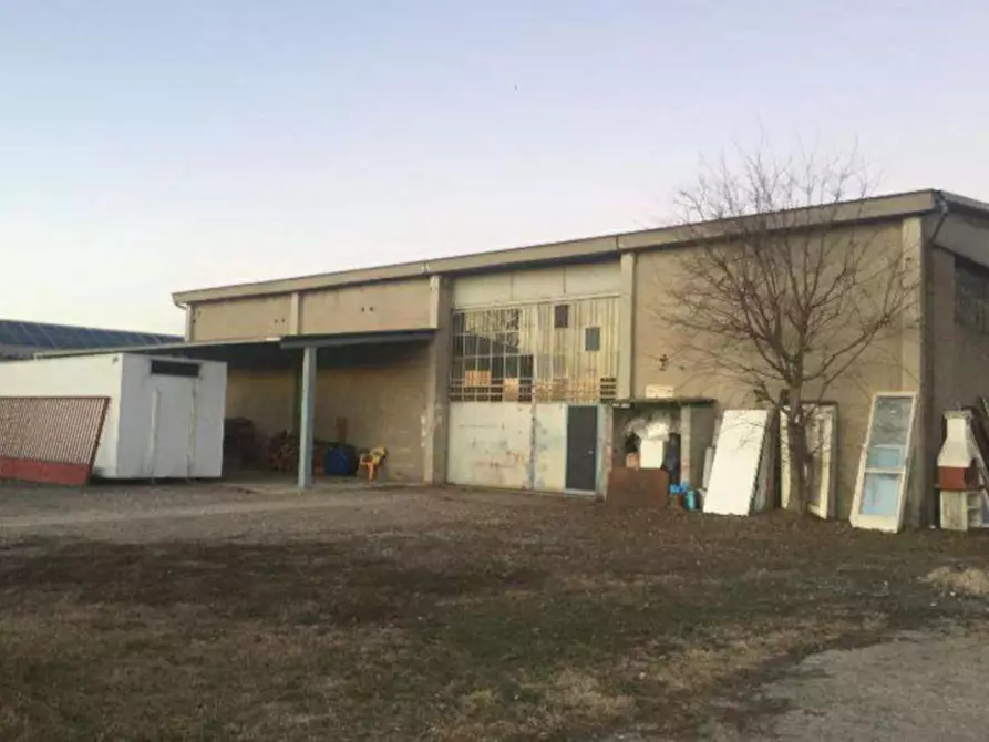 Immagine 1 di Capannone industriale in vendita  in Via Curiel, N. 6 a Robecco Sul Naviglio