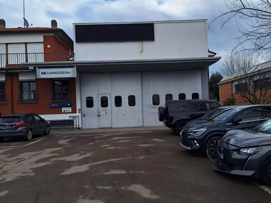 Immagine 3 di Capannone industriale in vendita  in Viia dell'Abete, N. 21 a Ravenna