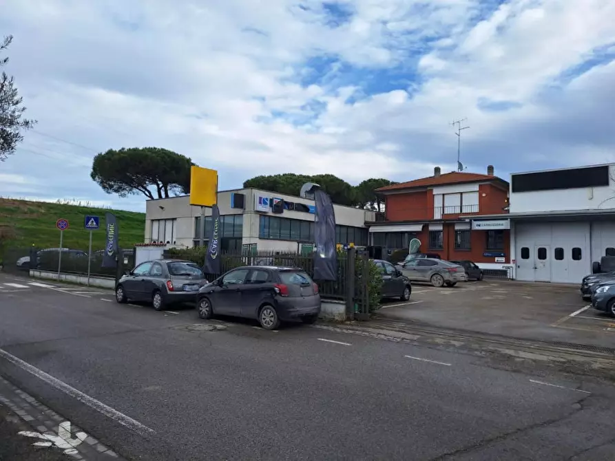 Immagine 11 di Capannone industriale in vendita  in Viia dell'Abete, N. 21 a Ravenna