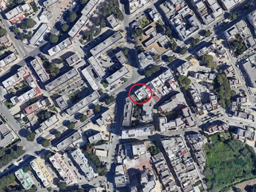 Immagine 6 di Negozio in vendita  in Viale Aldo Moro, N. 4 a Brindisi