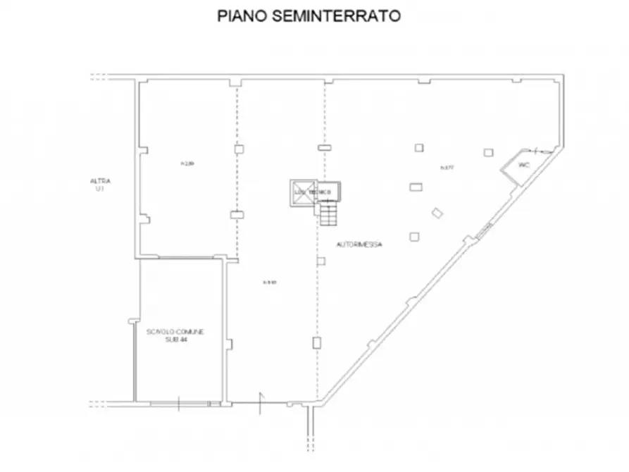Immagine 8 di Posto auto in vendita  in Via Marcello Marini, 60125 Ancona AN, Italia a Ancona