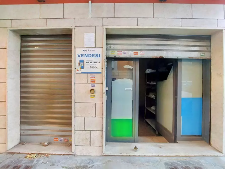 Immagine 1 di Negozio in vendita  in Via Canino, N. 8 a Roma