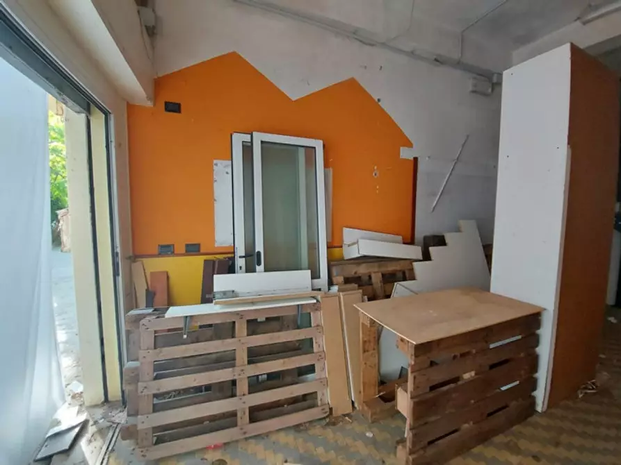 Immagine 3 di Negozio in vendita  in via III traversa, N. 25/a a Cervia