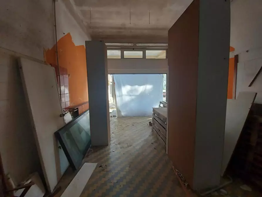 Immagine 4 di Negozio in vendita  in via III traversa, N. 25/a a Cervia