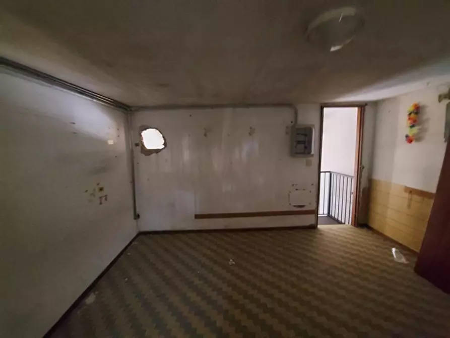 Immagine 11 di Negozio in vendita  in via III traversa, N. 25/a a Cervia