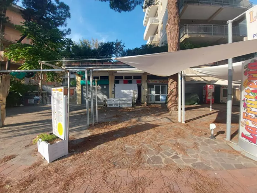 Immagine 18 di Negozio in vendita  in via III traversa, N. 25/a a Cervia