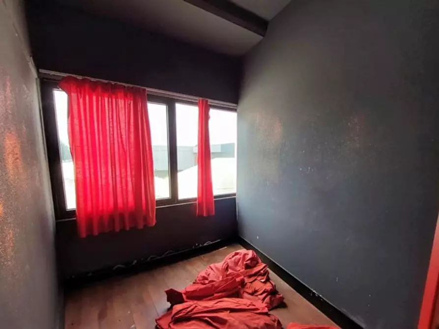 Immagine 13 di Attività commerciale in vendita  in Via del Lavoro, N. 25 a Castegnato