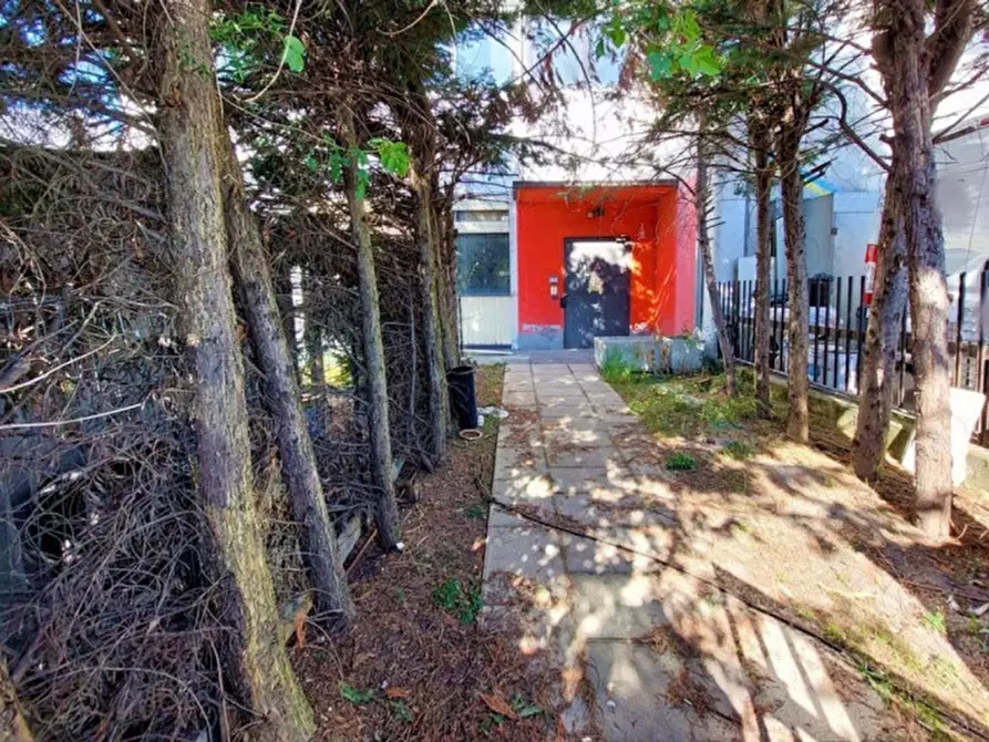 Immagine 20 di Attività commerciale in vendita  in Via del Lavoro, N. 25 a Castegnato