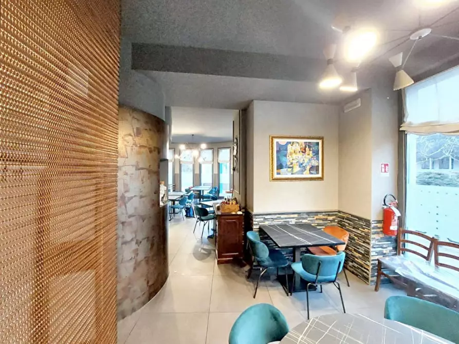 Immagine 6 di Attività commerciale in vendita  in Via Giuseppe Mazzini, N. 33 a Saronno