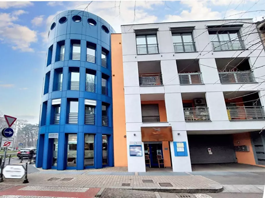 Immagine 12 di Attività commerciale in vendita  in Via Giuseppe Mazzini, N. 33 a Saronno