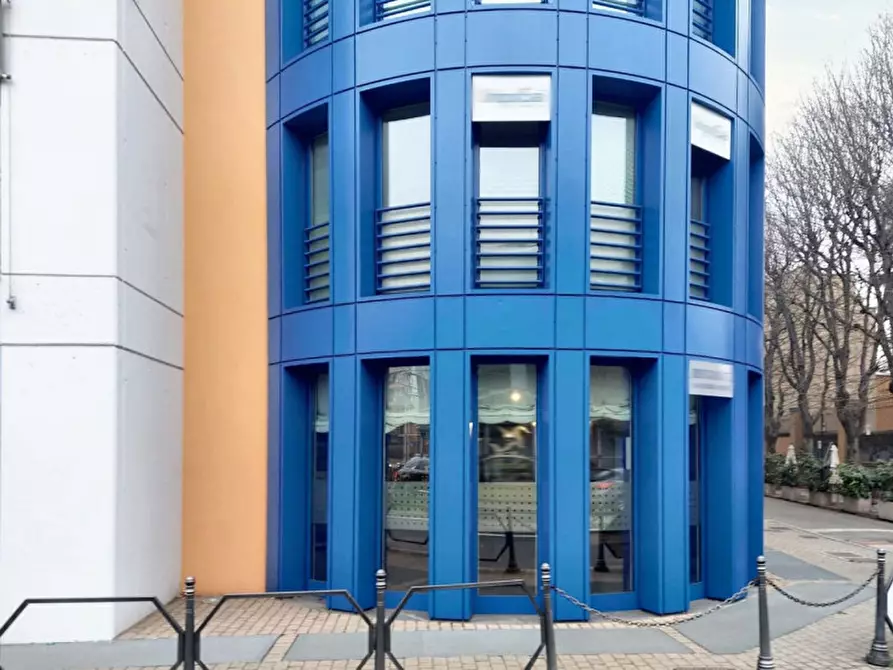 Immagine 13 di Attività commerciale in vendita  in Via Giuseppe Mazzini, N. 33 a Saronno