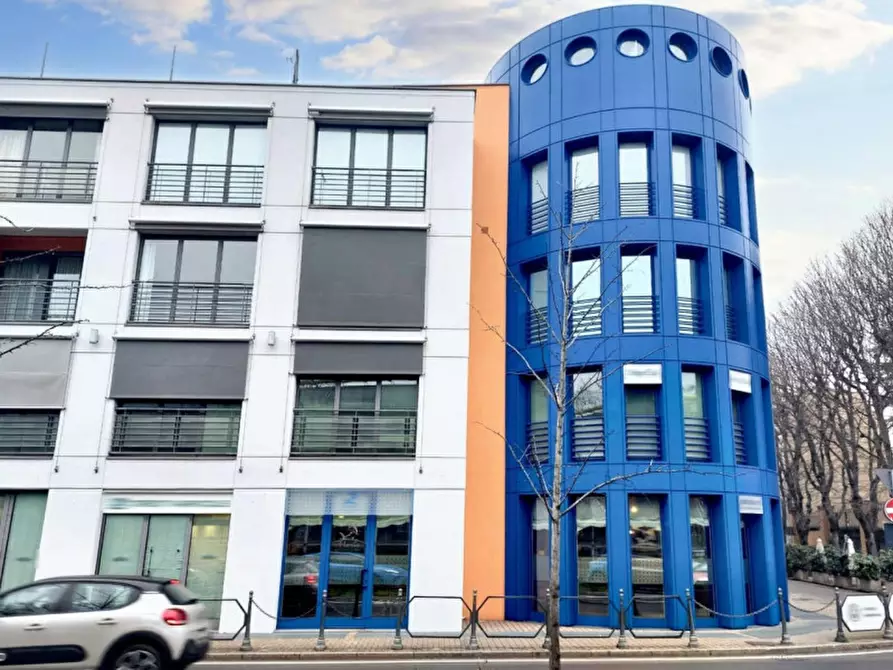 Immagine 14 di Attività commerciale in vendita  in Via Giuseppe Mazzini, N. 33 a Saronno