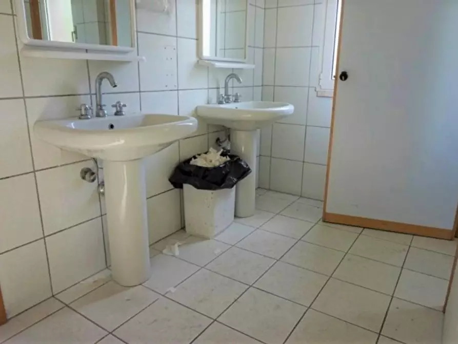 Immagine 8 di Capannone industriale in vendita  in Via Matteo Ricci, N. 10 a Ancona