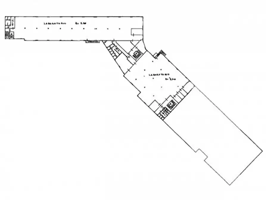 Immagine 19 di Capannone industriale in vendita  in Via Matteo Ricci, N. 10 a Ancona