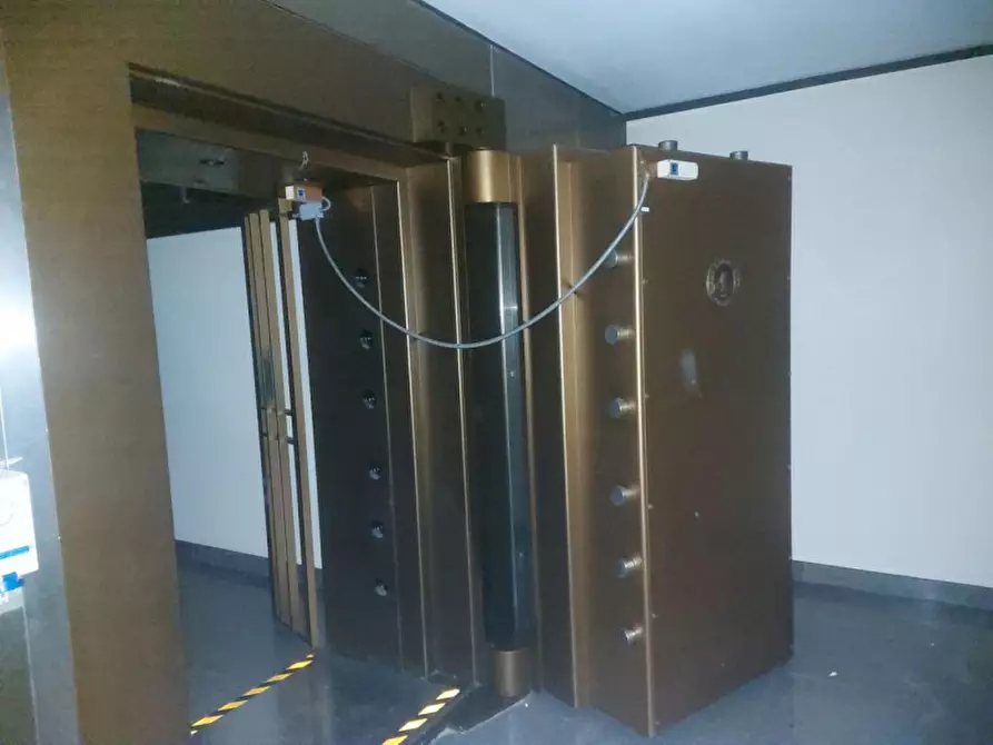 Immagine 4 di Ufficio in vendita  in Via XXV Aprile, 41, 28053 Castelletto sopra Ticino NO, Italia a Castelletto Sopra Ticino