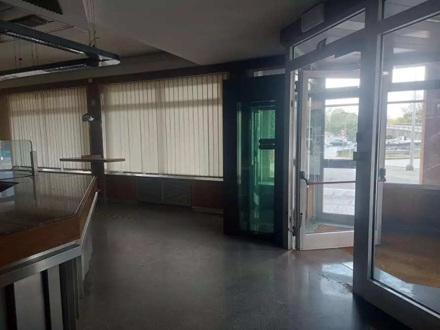 Immagine 6 di Ufficio in vendita  in Via XXV Aprile, 41, 28053 Castelletto sopra Ticino NO, Italia a Castelletto Sopra Ticino