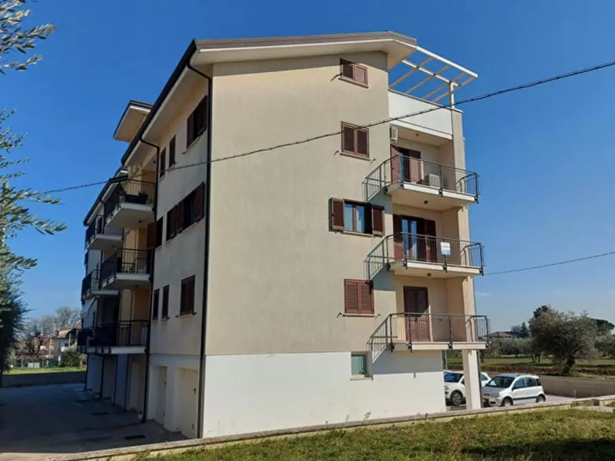 Immagine 3 di Ufficio in vendita  in Via Indipendenza, N. 47 a Sant'egidio Alla Vibrata