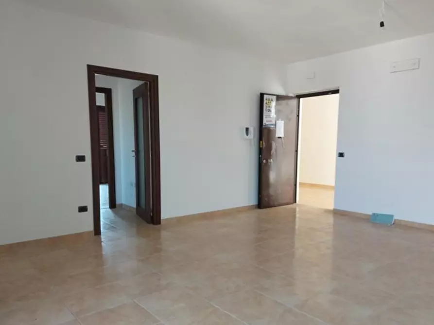 Immagine 4 di Ufficio in vendita  in Via Indipendenza, N. 47 a Sant'egidio Alla Vibrata