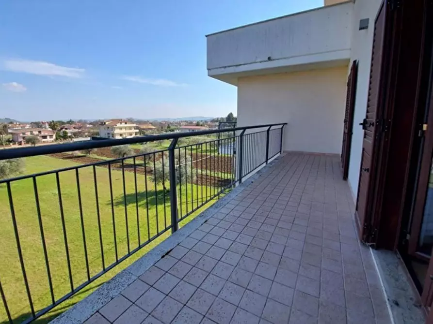 Immagine 5 di Ufficio in vendita  in Via Indipendenza, N. 47 a Sant'egidio Alla Vibrata