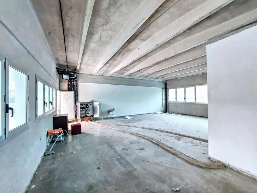 Immagine 7 di Negozio in vendita  in Via Magistrini, 3, 40013 Castel Maggiore BO, Italia a Castel Maggiore