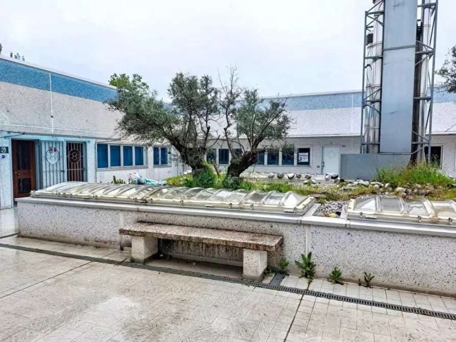 Immagine 18 di Negozio in vendita  in Via Magistrini, 3, 40013 Castel Maggiore BO, Italia a Castel Maggiore