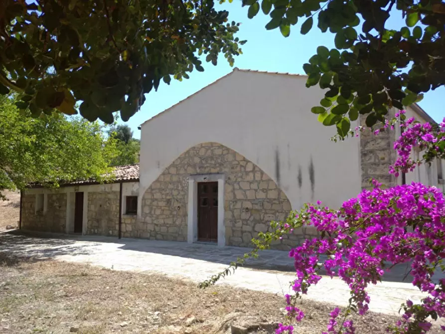 Immagine 1 di Casa indipendente in vendita  in Contrada Callisi a Caltabellotta