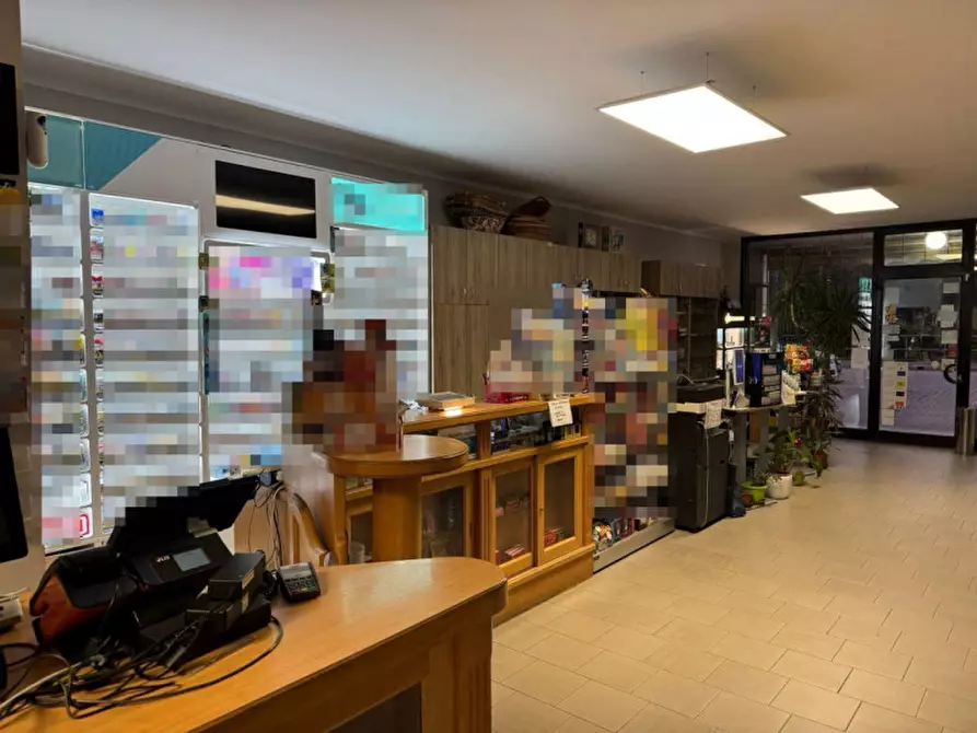 Immagine 2 di Negozio in vendita  in Ravenna, N. snc a Ravenna