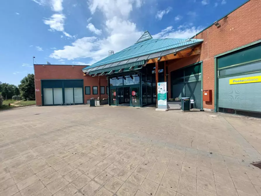 Immagine 12 di Negozio in vendita  in VIA PONCHIELLI, N. 23 a Bologna