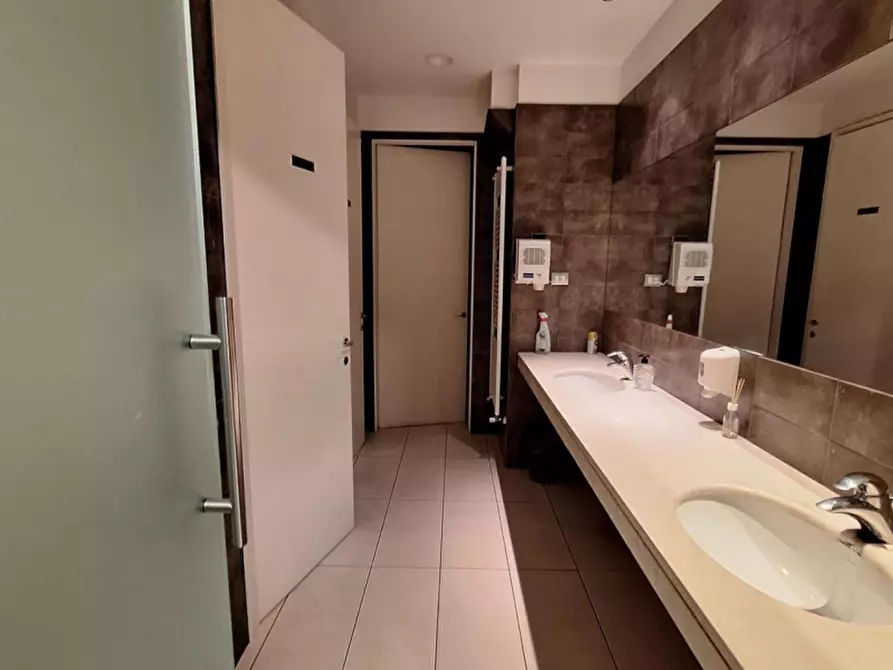 Immagine 8 di Ufficio in vendita  in Via Bruno Simonucci, 3, Ponte San Giovanni 06135 Perugia PG, Italia a Perugia