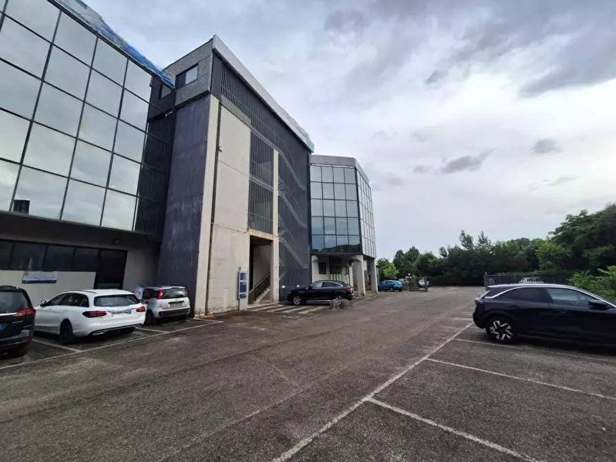 Immagine 12 di Ufficio in vendita  in Via Bruno Simonucci, 3, Ponte San Giovanni 06135 Perugia PG, Italia a Perugia