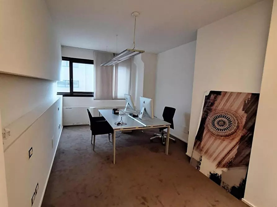 Immagine 15 di Ufficio in vendita  in Via Bruno Simonucci, 3, Ponte San Giovanni 06135 Perugia PG, Italia a Perugia