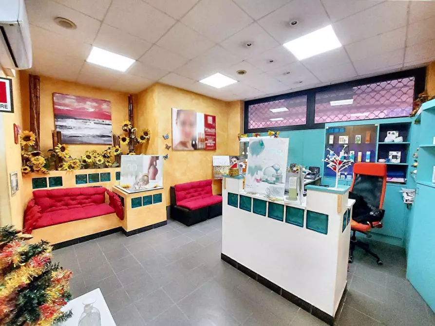 Immagine 1 di Negozio in vendita  in Corso Giovecca, N. 80 a Ferrara