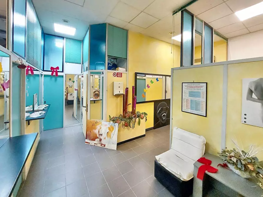 Immagine 3 di Negozio in vendita  in Corso Giovecca, N. 80 a Ferrara