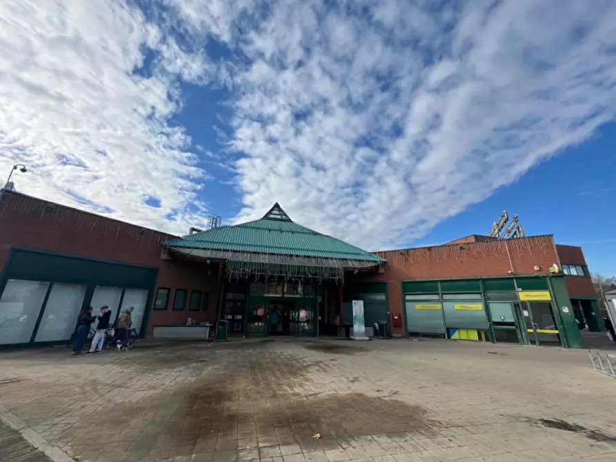 Immagine 3 di Negozio in vendita  in VIA PONCHIELLI, N. 23 a Bologna