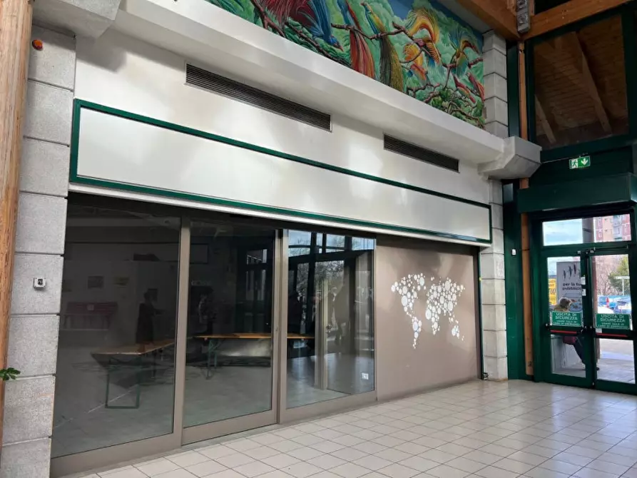 Immagine 4 di Negozio in vendita  in VIA PONCHIELLI, N. 23 a Bologna