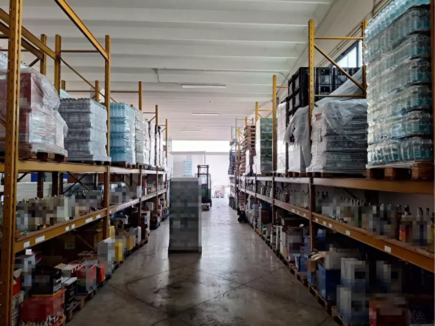 Immagine 8 di Capannone industriale in vendita  in Via degli Artigiani, 83, 76121 Barletta BT, Italia a Barletta