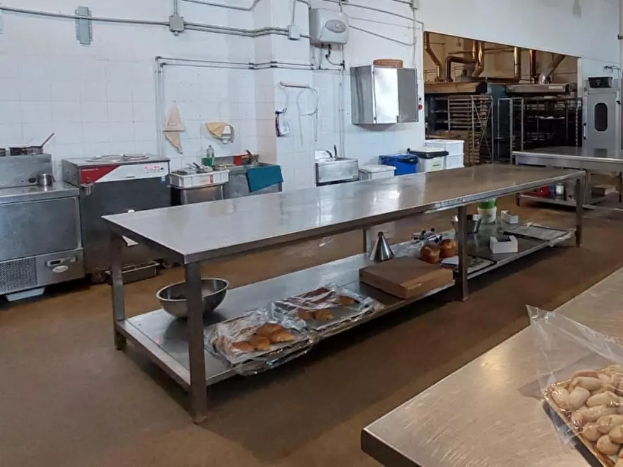 Immagine 8 di Capannone industriale in vendita  in Frazione Ellera - Chigiana, Via Camillo Bozza, N. snc a Corciano