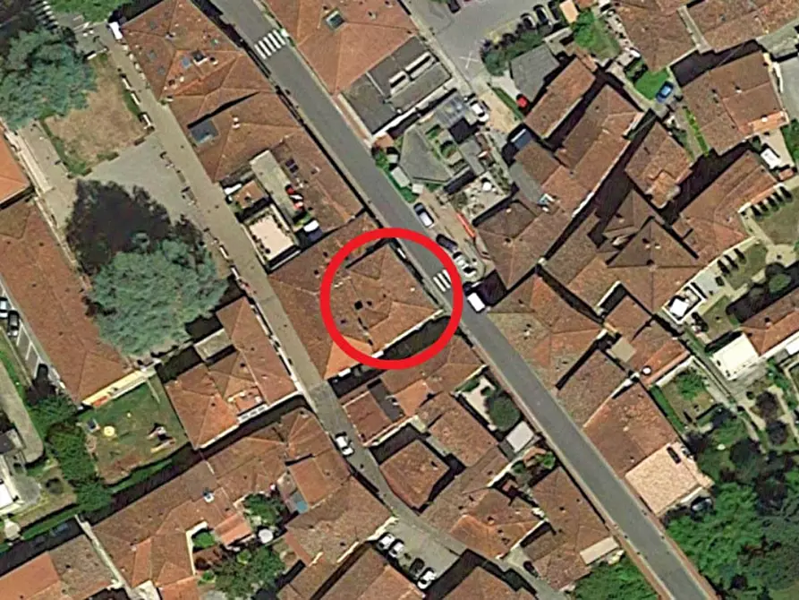 Immagine 11 di Ufficio in vendita  in Viale Giovanni Pascoli, N. 23 a Barga