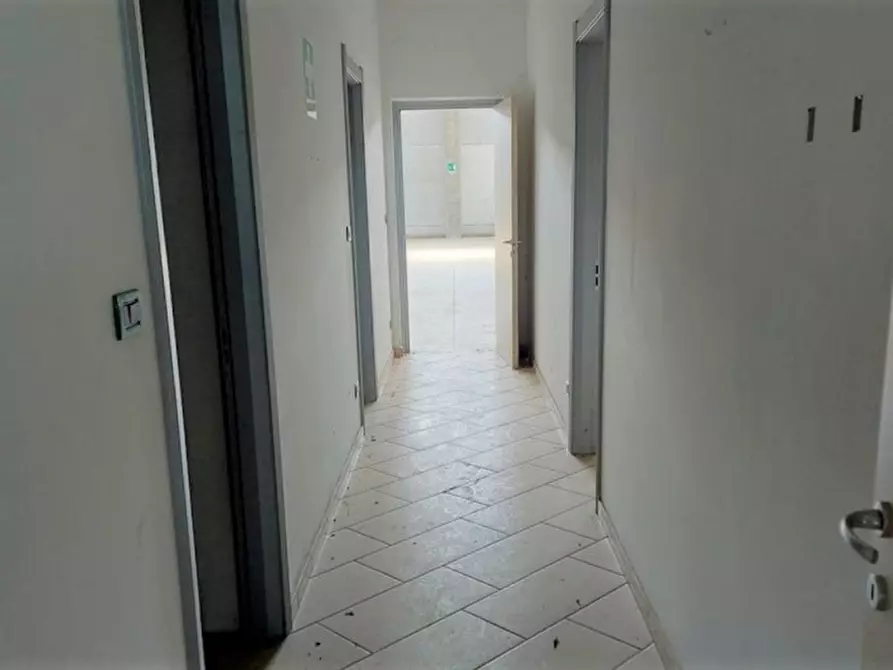 Immagine 16 di Capannone industriale in vendita  in Via Macello, N. 3/B a Cavour