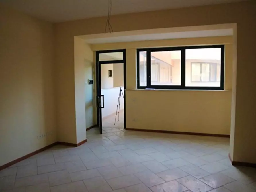 Immagine 10 di Attività commerciale in vendita  in Strada Tuderte, N. 77 a Perugia