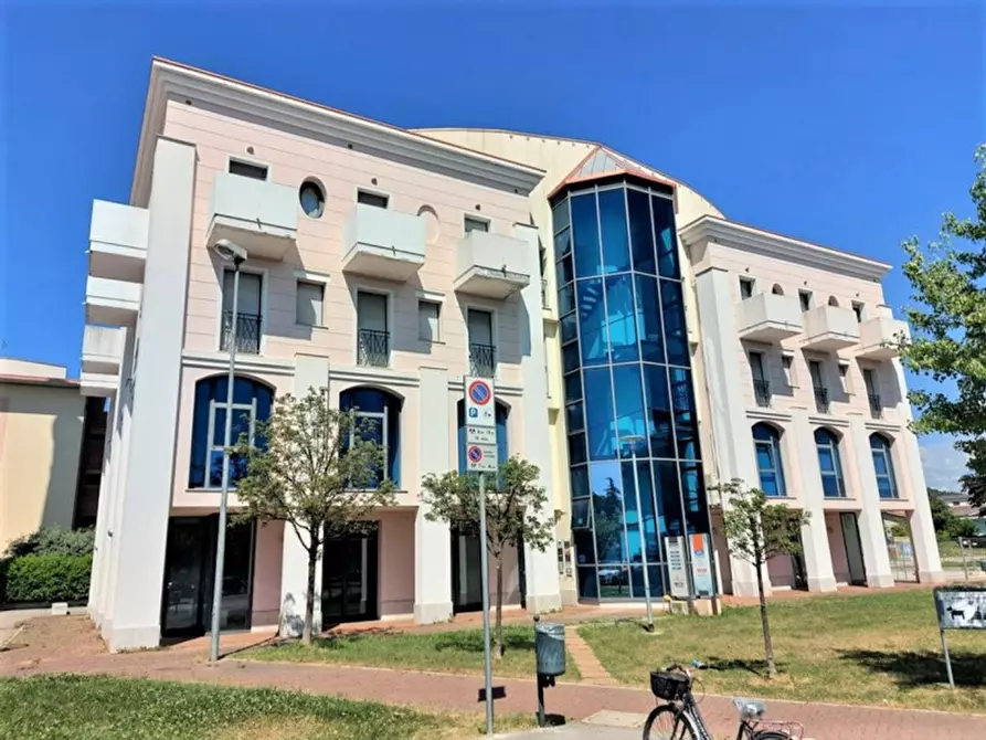 Immagine 4 di Ufficio in vendita  in Piazzale salvo D’Acquisto, N. 11 a Monfalcone