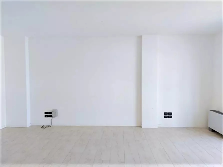 Immagine 12 di Ufficio in vendita  in Piazzale salvo D’Acquisto, N. 11 a Monfalcone