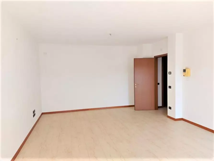 Immagine 17 di Ufficio in vendita  in Piazzale salvo D’Acquisto, N. 11 a Monfalcone