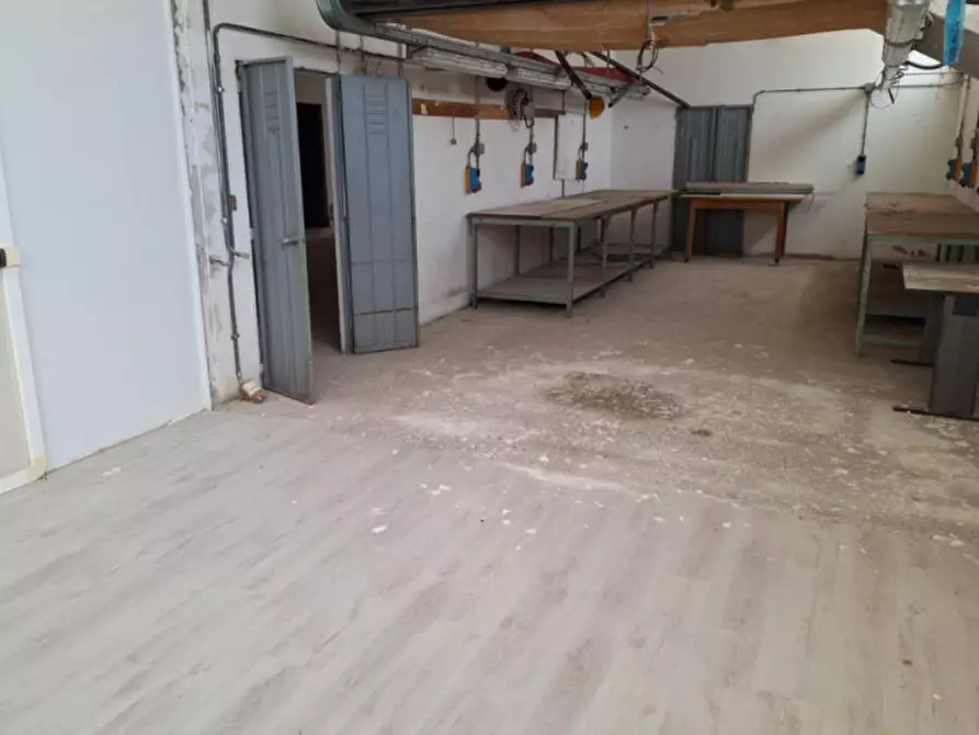 Immagine 1 di Capannone industriale in vendita  in Via Della Repubblica, N. 72 a Pontassieve