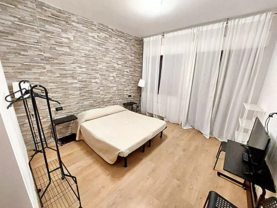 Immagine 7 di Hotel in vendita  in Corso Palmiro Togliatti, N. 21 a Vigevano