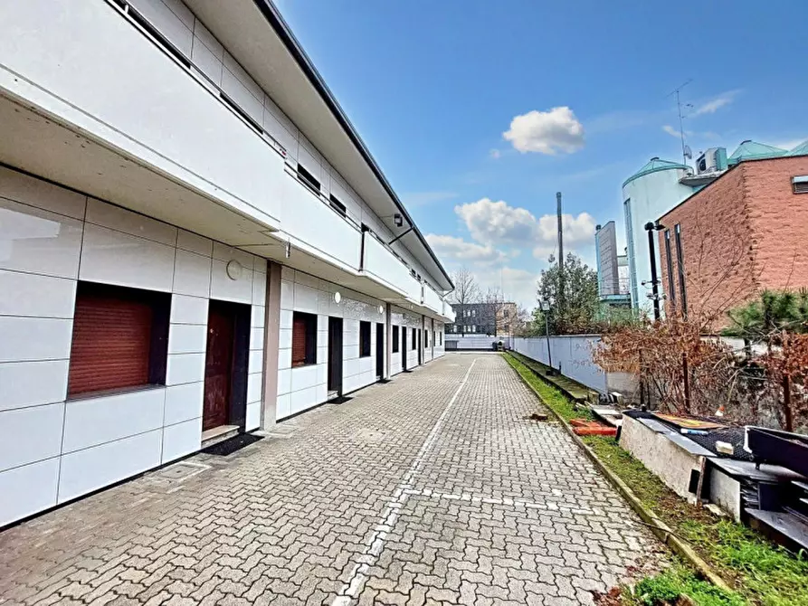 Immagine 12 di Hotel in vendita  in Corso Palmiro Togliatti, N. 21 a Vigevano