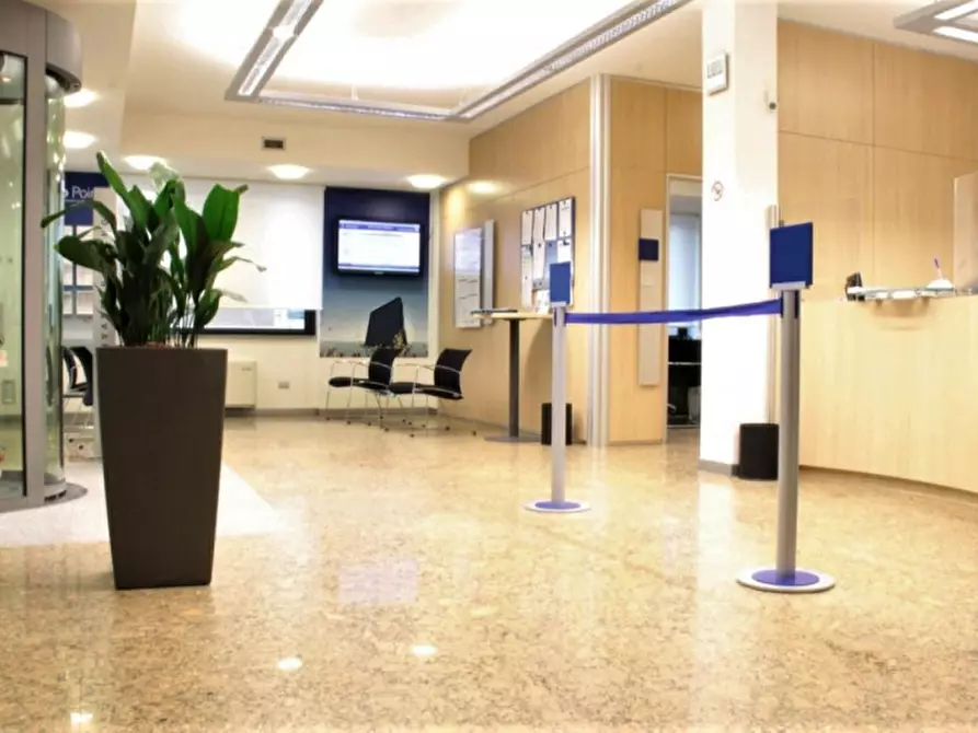 Immagine 3 di Ufficio in vendita  in Via Roma, N. 23 a Lurago D'erba