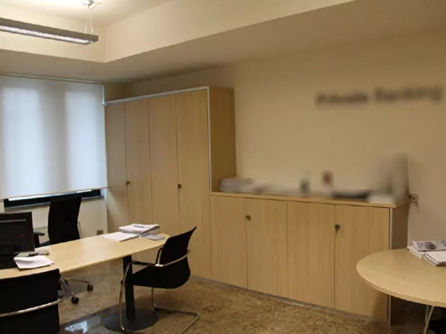 Immagine 4 di Ufficio in vendita  in Via Roma, N. 23 a Lurago D'erba