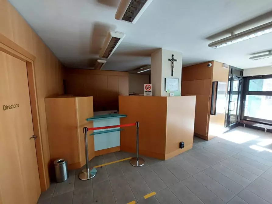 Immagine 12 di Negozio in vendita  in PIAZZA BERTACCHI, N. 2 a Madesimo